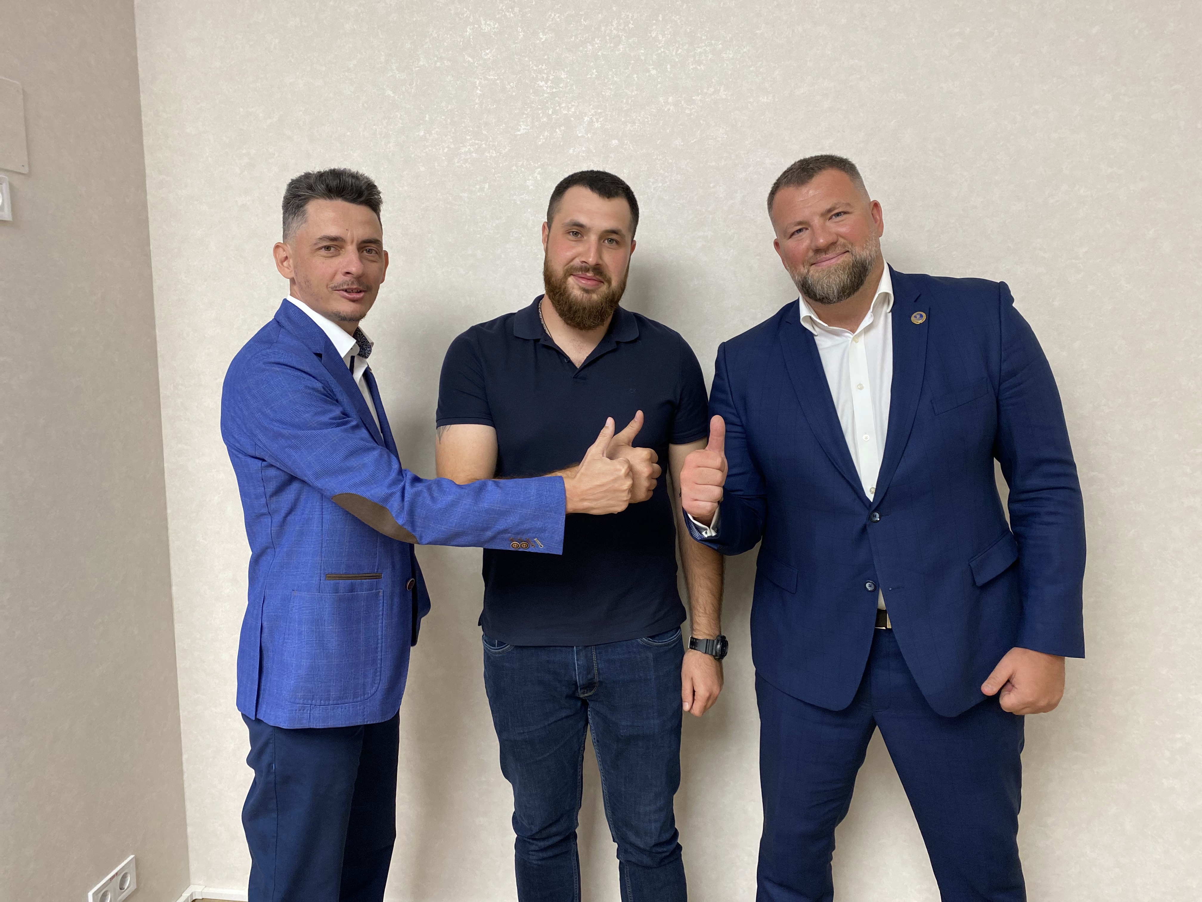 Yevgeniy Nikolov, Yuriy Sergieiev, MTWTU legal advisor, and Oleg Grygoriuk MTWTU Chairman