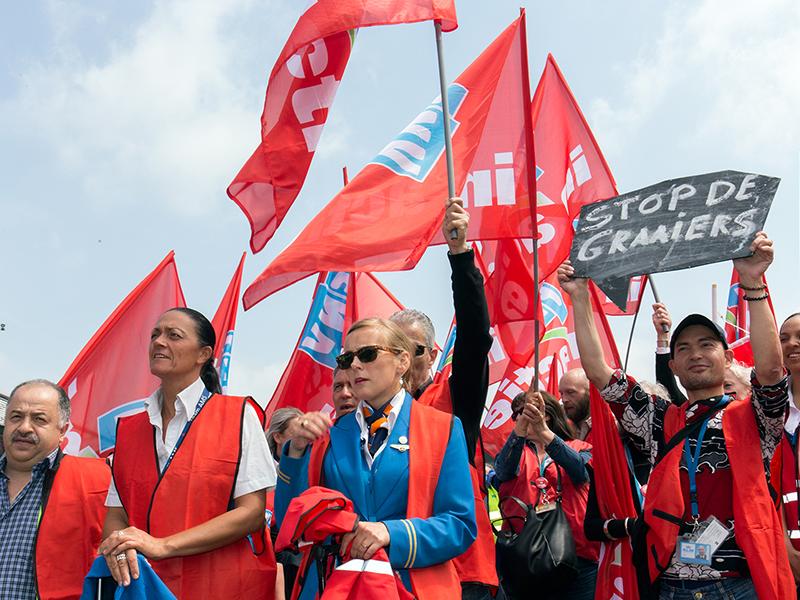 Schiphol ground workers take action with workers in 32 airports to launch Airports United