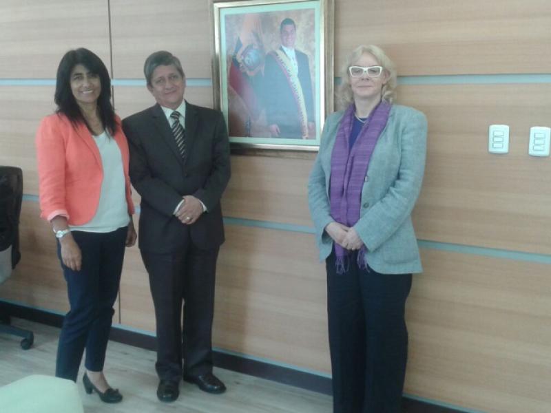 Ecuador labour minister Carlos Marx Carrasco meets Jimena Lopez (left) and Alison McGarry