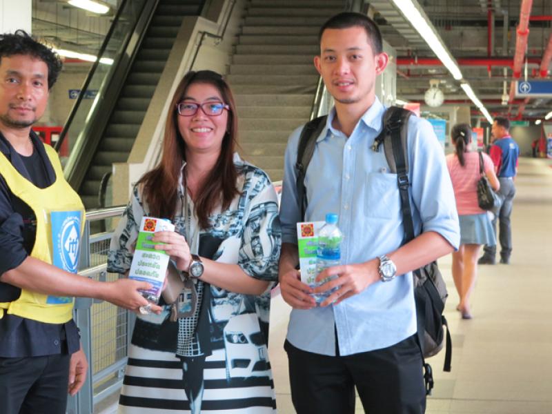Thai unions engage with rail passengers